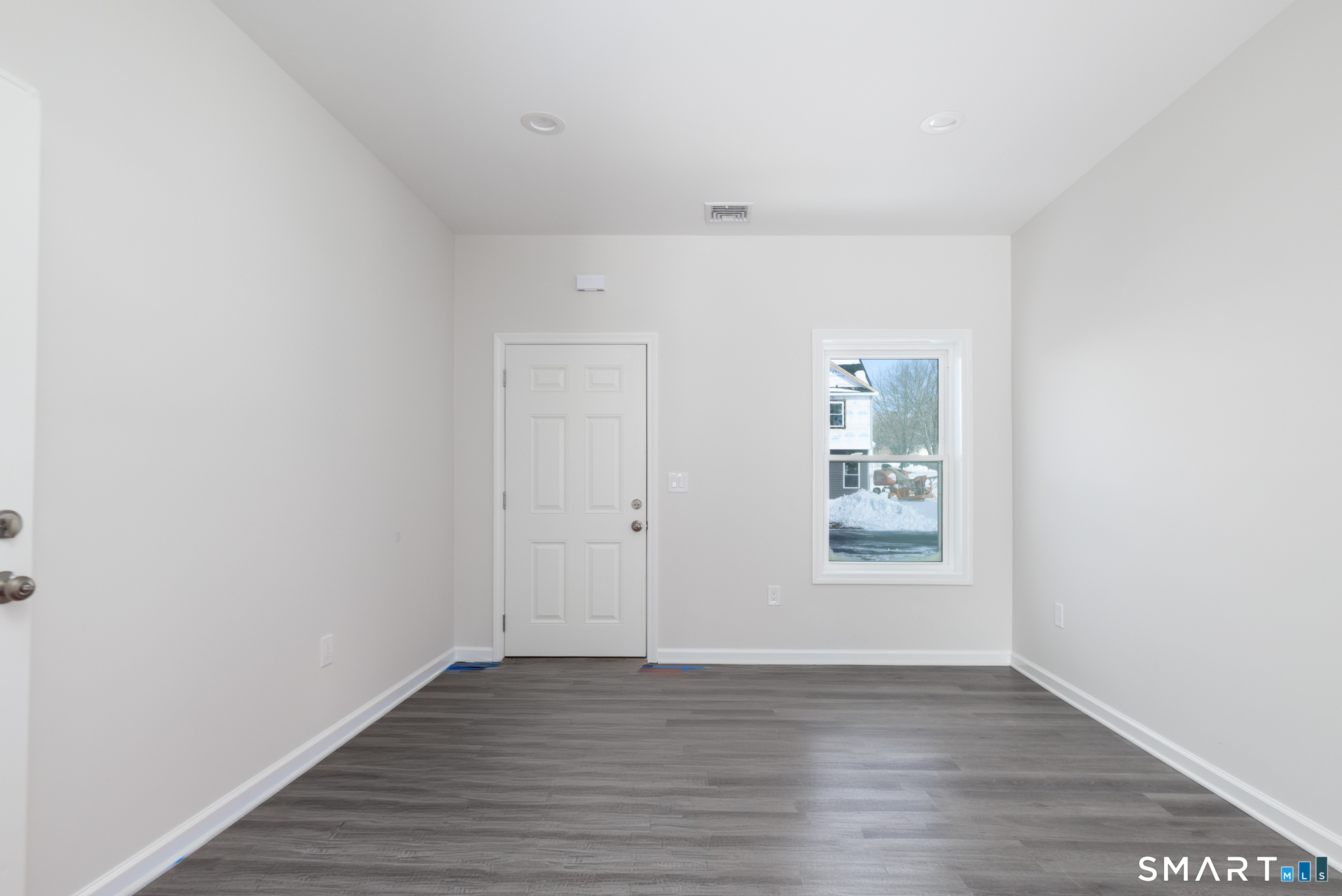 75 High Street Plymouth, CT 06786 - Photo 6 of 17