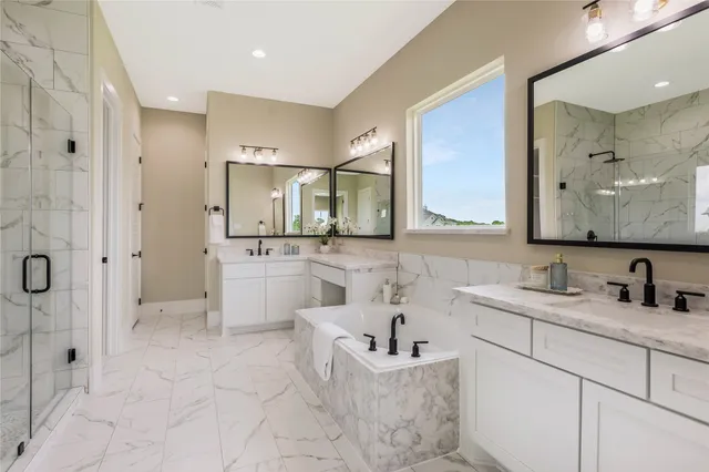 $797,600 | 1430 Bluebonnet Ridge Drive, Chappell Hill, TX 77426