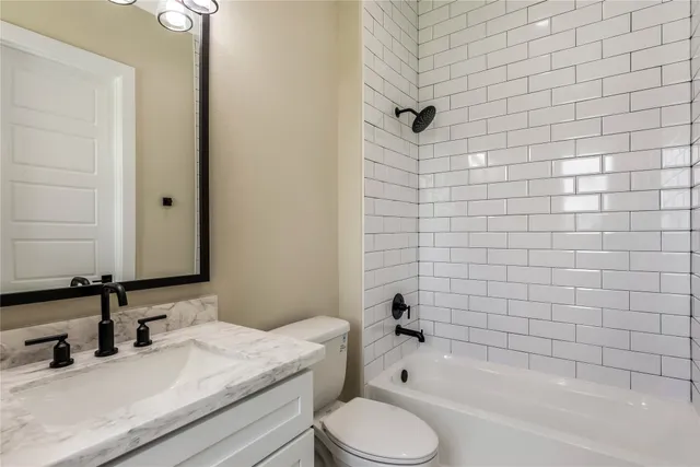 $797,600 | 1430 Bluebonnet Ridge Drive, Chappell Hill, TX 77426