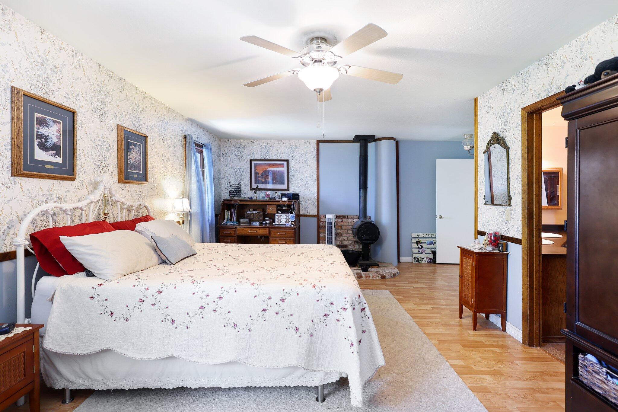 27960 Bullskin Ridge Road Oak Run, CA 96069 - Photo 27 of 62 22-web-or-mls-8Q0A6792