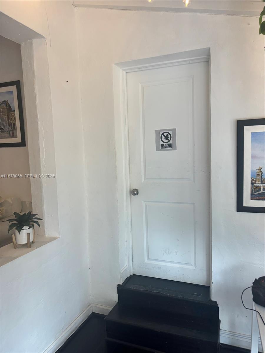1239 Alton Road, Unit 3 Miami Beach, FL 33139 - Photo 4 of 6 Photo 4