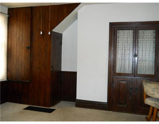 602 Roup Street Tarentum, PA 15084 - Photo 6 of 15 Dining Room.