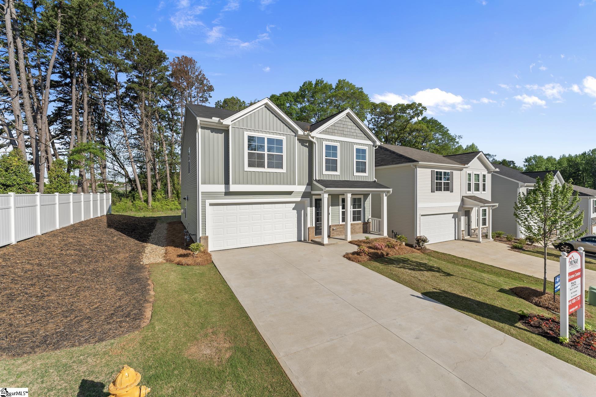 305 Carramore Drive Inman, SC 29349 - Photo 2 of 30