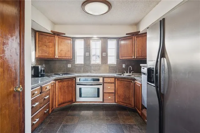 $230,000 | 7044 North Askew Avenue, Gladstone, MO 64119