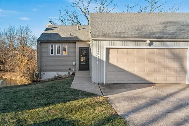 $230,000 | 7044 North Askew Avenue, Gladstone, MO 64119