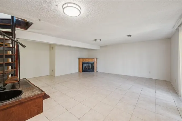 $230,000 | 7044 North Askew Avenue, Gladstone, MO 64119