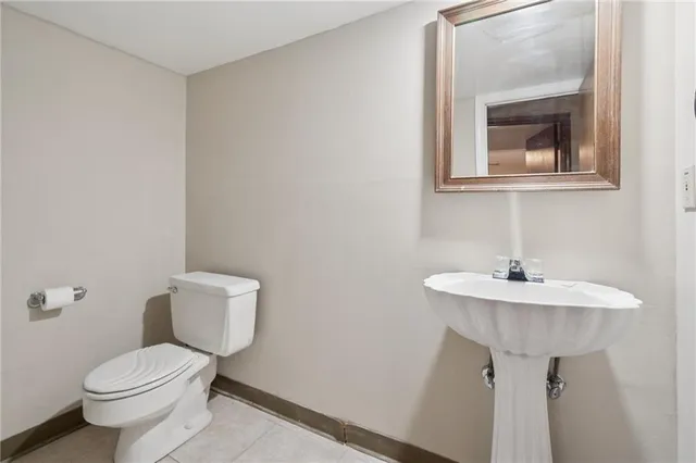 $230,000 | 7044 North Askew Avenue, Gladstone, MO 64119