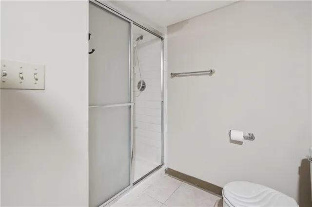 $230,000 | 7044 North Askew Avenue, Gladstone, MO 64119