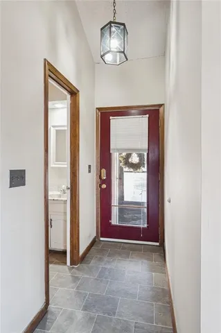 $230,000 | 7044 North Askew Avenue, Gladstone, MO 64119