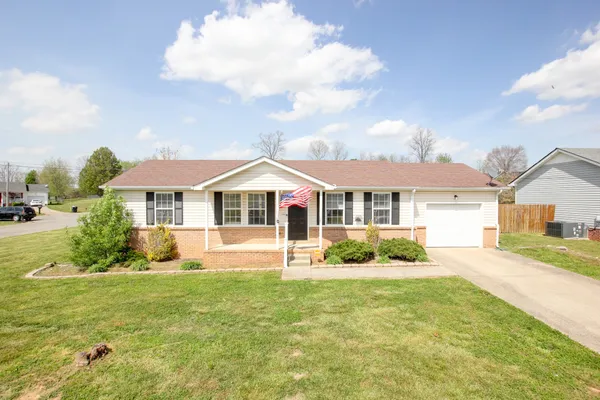 $255,500 | 112 Pappy Drive, Oak Grove, KY 42262