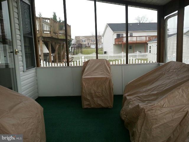 105 Pointer Way Inwood, WV 25428 - Photo 8 of 26 Screen Room