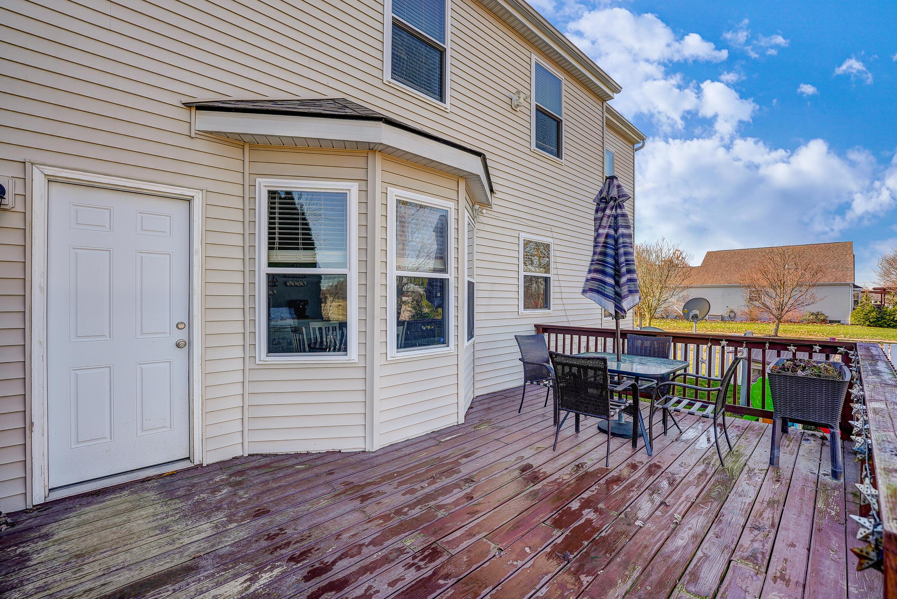 5992 Myrick Road Dublin, OH 43016 - Photo 47 of 54 Deck