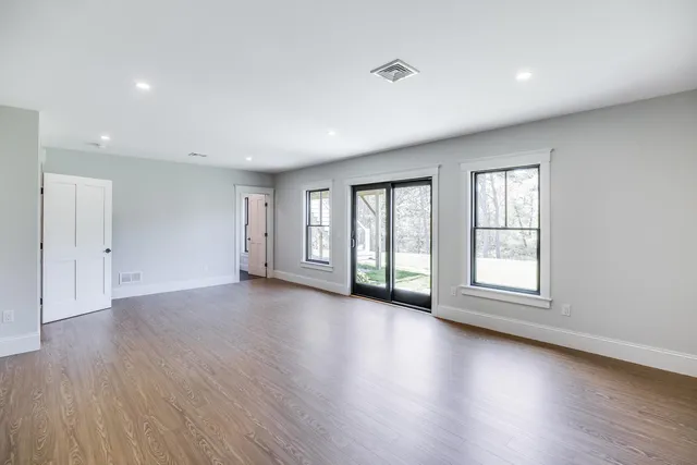 $2,095,000 | 92 Whiffletree Avenue, Brewster, MA 02631