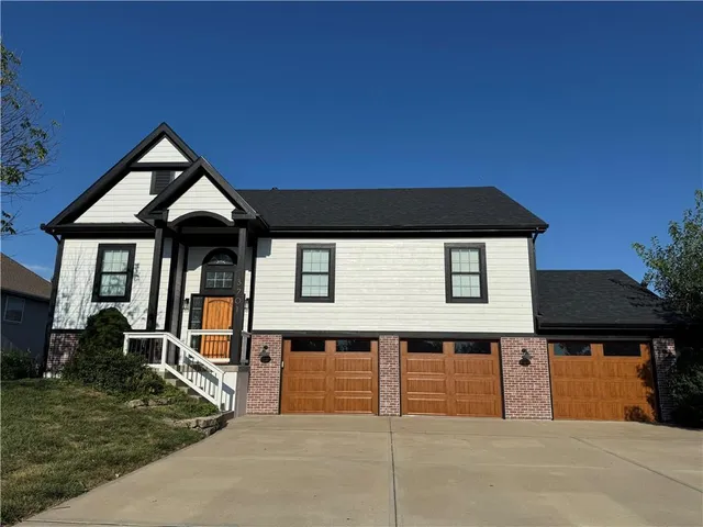 $429,500 | 3701 North 153rd Street, Basehor, KS 66007