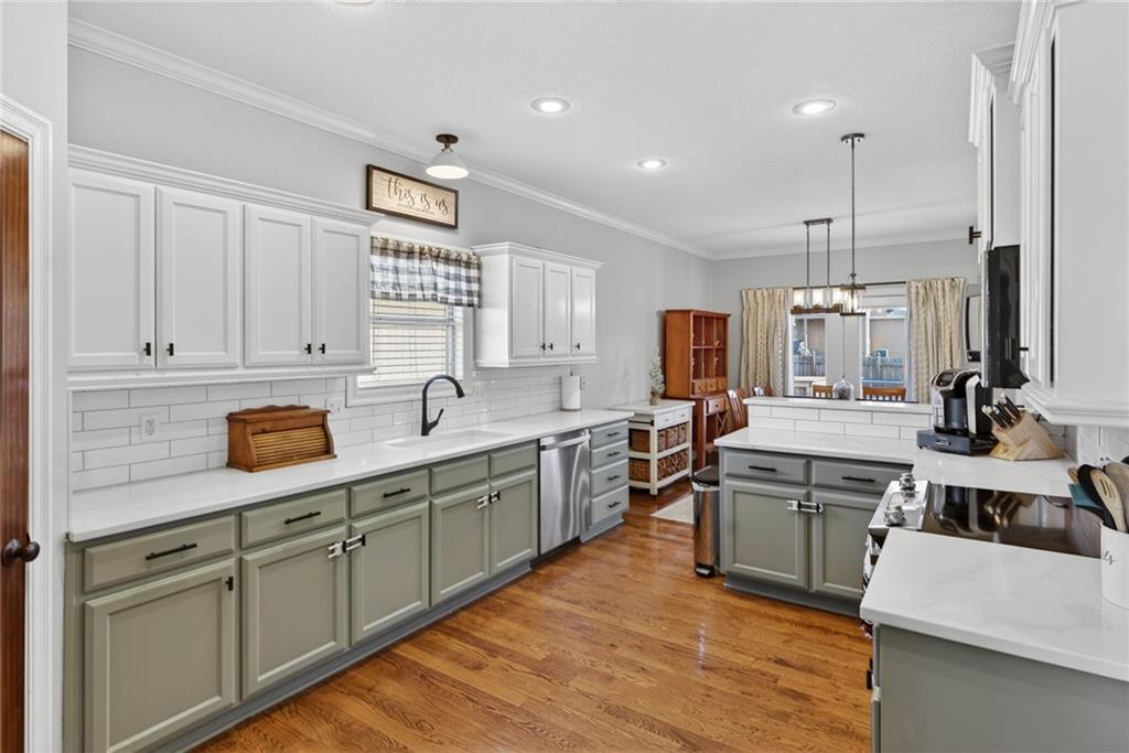 3701 North 153rd Street Basehor, KS 66007 - Photo 11 of 56