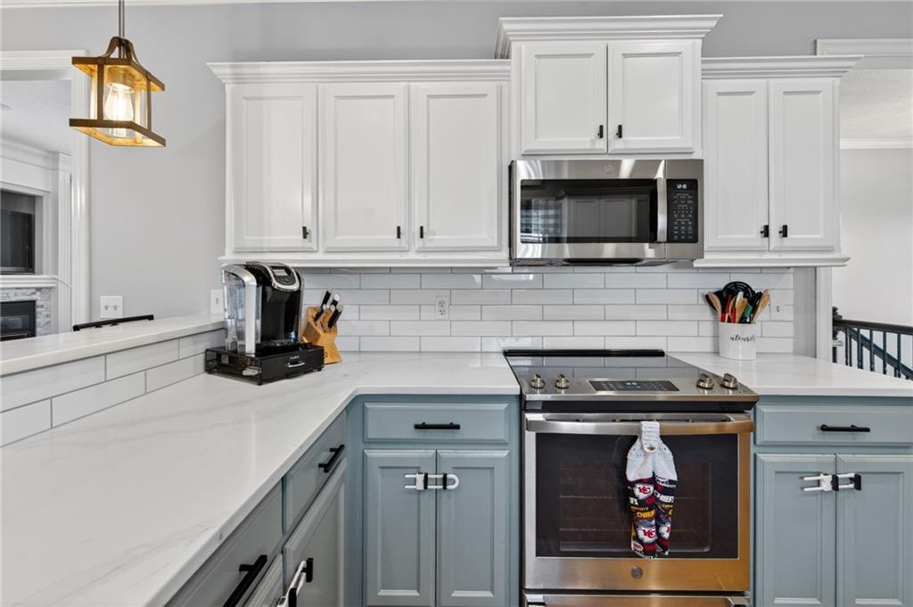 3701 North 153rd Street Basehor, KS 66007 - Photo 17 of 56