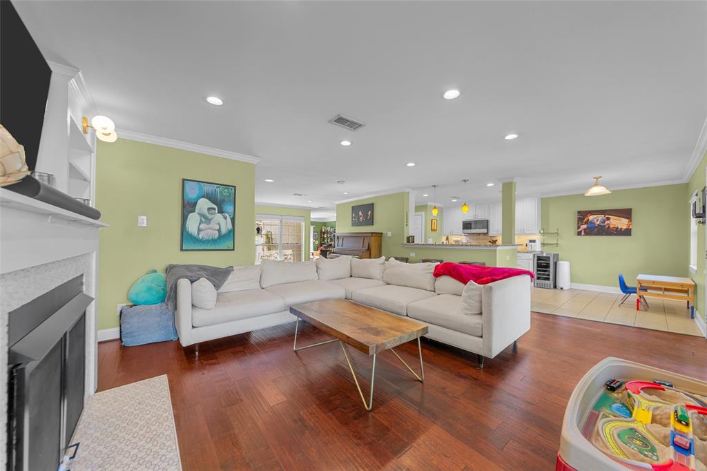 1112 Ridgeway Circle Richardson, TX 75080 - Photo 12 of 40