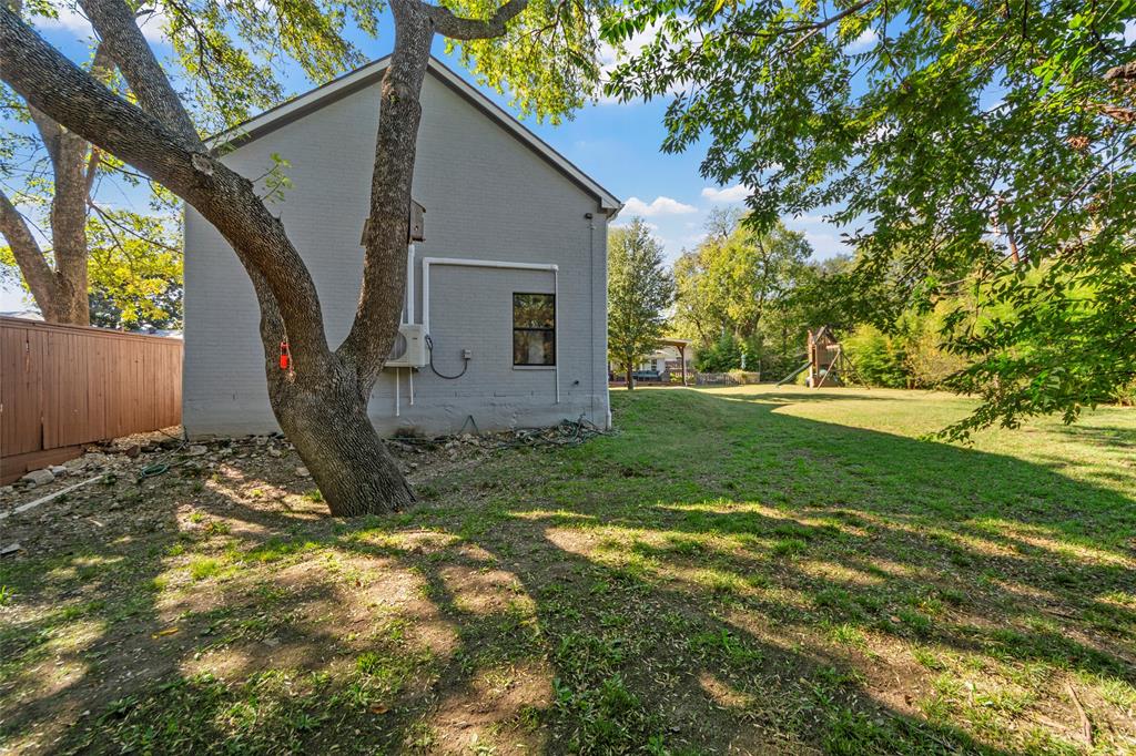 1112 Ridgeway Circle Richardson, TX 75080 - Photo 38 of 40