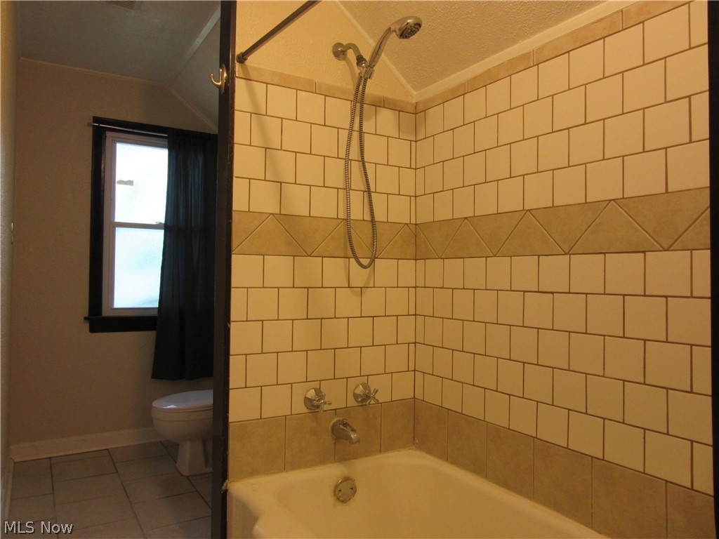 1940 Seneca Road Euclid, OH 44117 - Photo 15 of 24 Gallery Image 15