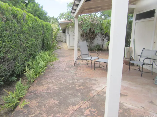 $2,300 | 5578 Pia Street, Honolulu, HI 96821