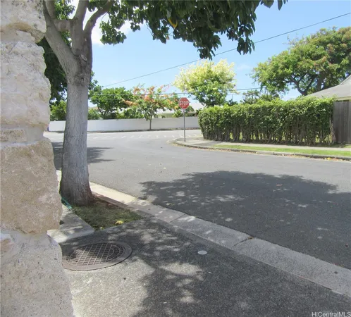 $2,300 | 5578 Pia Street, Honolulu, HI 96821