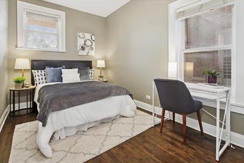 $440,000 | 2617 West Leland Avenue, Unit 1, Chicago, IL 60625