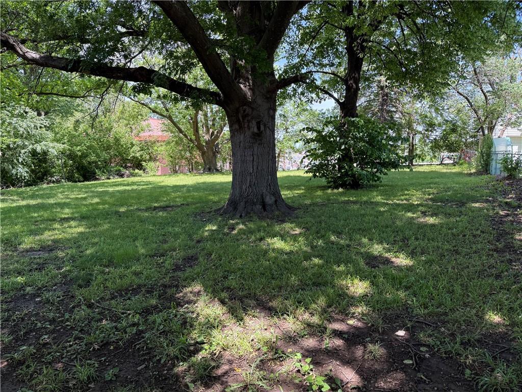 3407 Gene Field Road St. Joseph, MO 64506 - Photo 2 of 20
