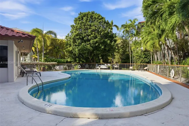 $5,000 | 101 Ocean Ln Drive, Unit 108, Key Biscayne, FL 33149