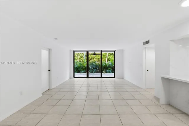 $5,000 | 101 Ocean Ln Drive, Unit 108, Key Biscayne, FL 33149