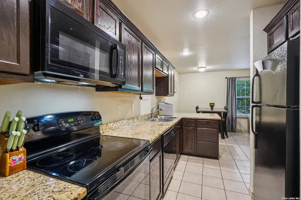 $235,900 | 2312 Sailing Way, Unit D, Kerrville, TX 78028