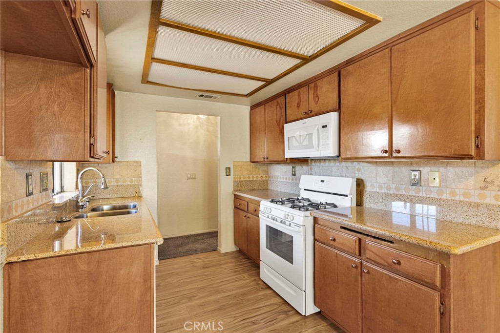 7824 Columbine Road Hesperia, CA 92344 - Photo 24 of 50 Gallery Image 24
