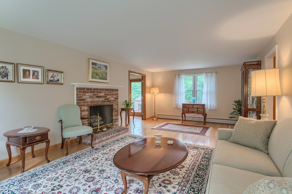 239 Hoyts Wharf Road Groton, MA 01450 - Photo 13 of 26 Gallery Image 13