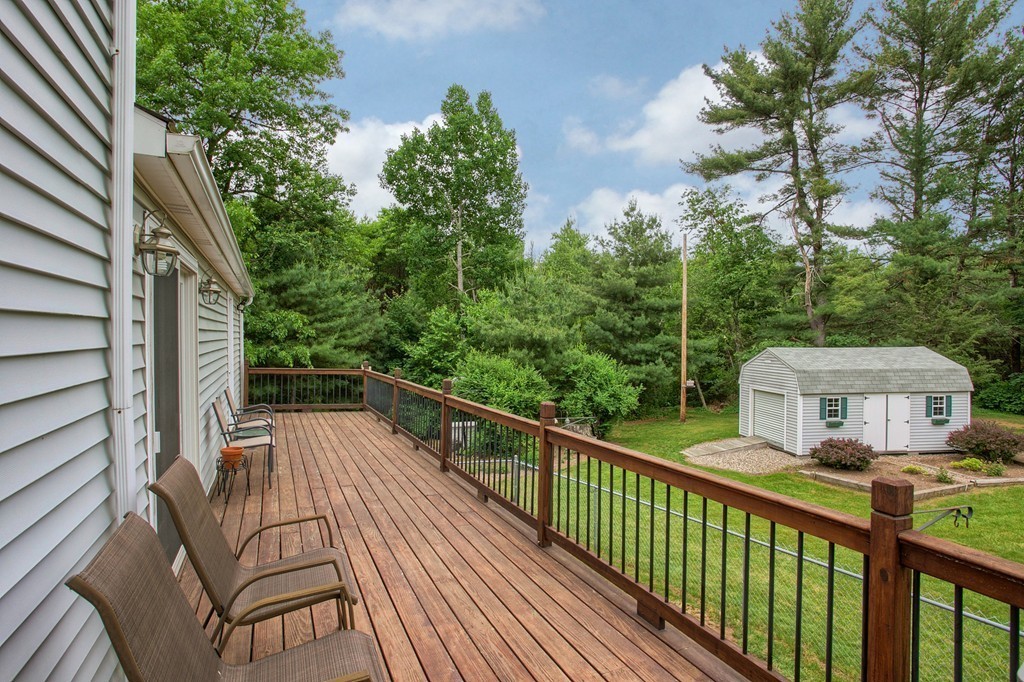 239 Hoyts Wharf Road Groton, MA 01450 - Photo 5 of 26 Gallery Image 5