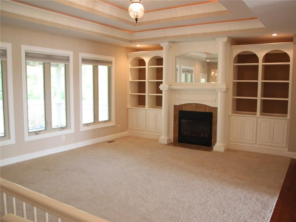 6104 Hickory Road Indianapolis, IN 46259 - Photo 5 of 24