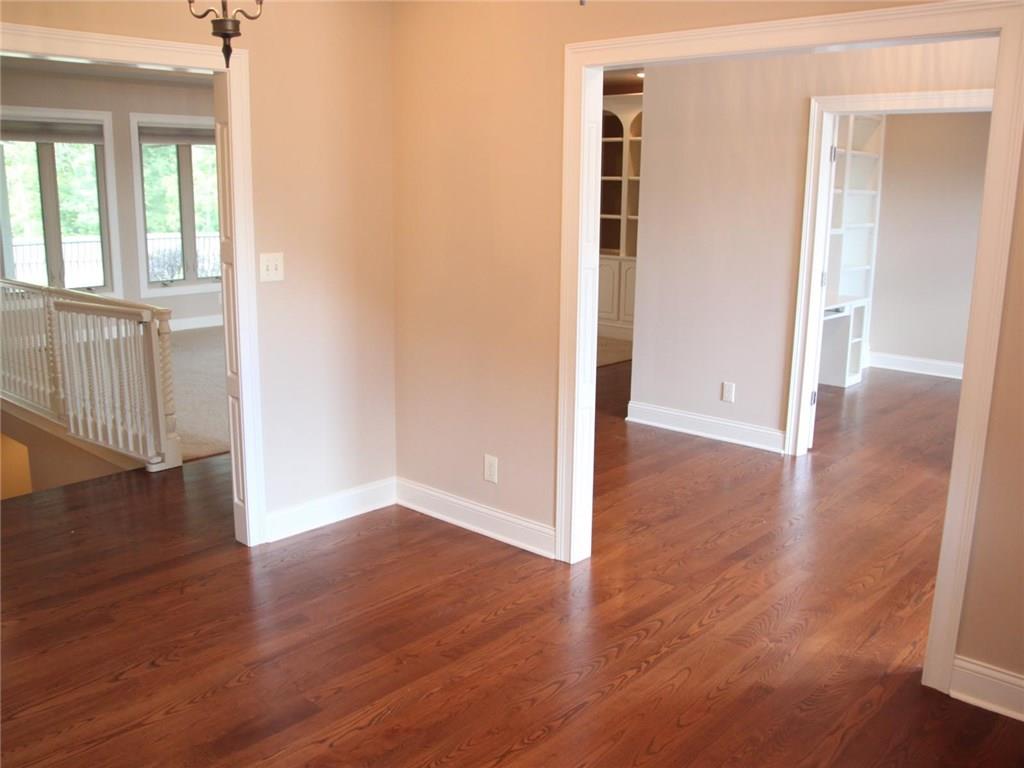 6104 Hickory Road Indianapolis, IN 46259 - Photo 6 of 24