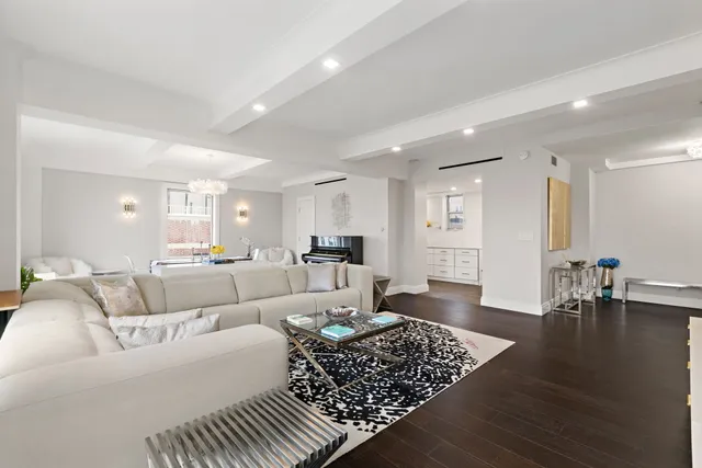 $3,500,000 | 10 West 86th Street, Unit PH15A | Upper West Side