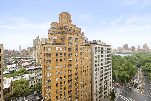 $3,500,000 | 10 West 86th Street, Unit PH15A | Upper West Side