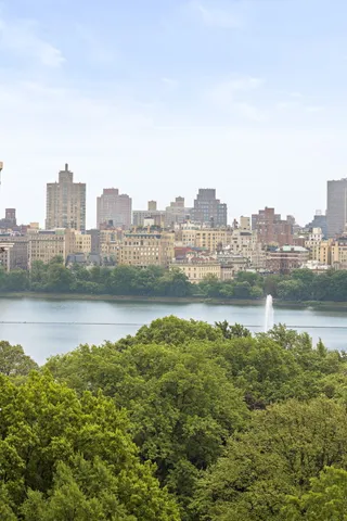 $3,500,000 | 10 West 86th Street, Unit PH15A | Upper West Side