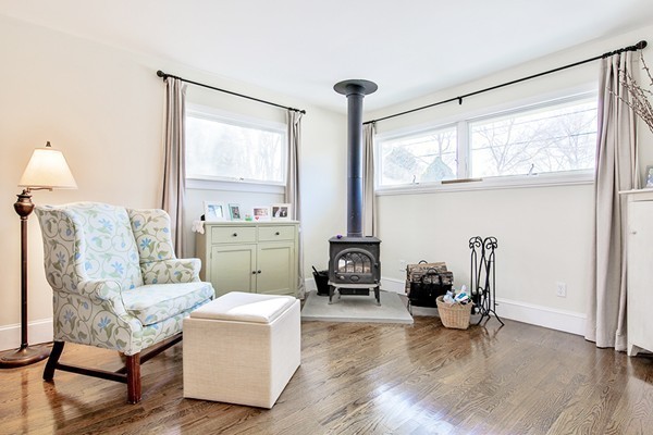 129 Main Street Topsfield, MA 01983 - Photo 13 of 24 Gallery Image 13