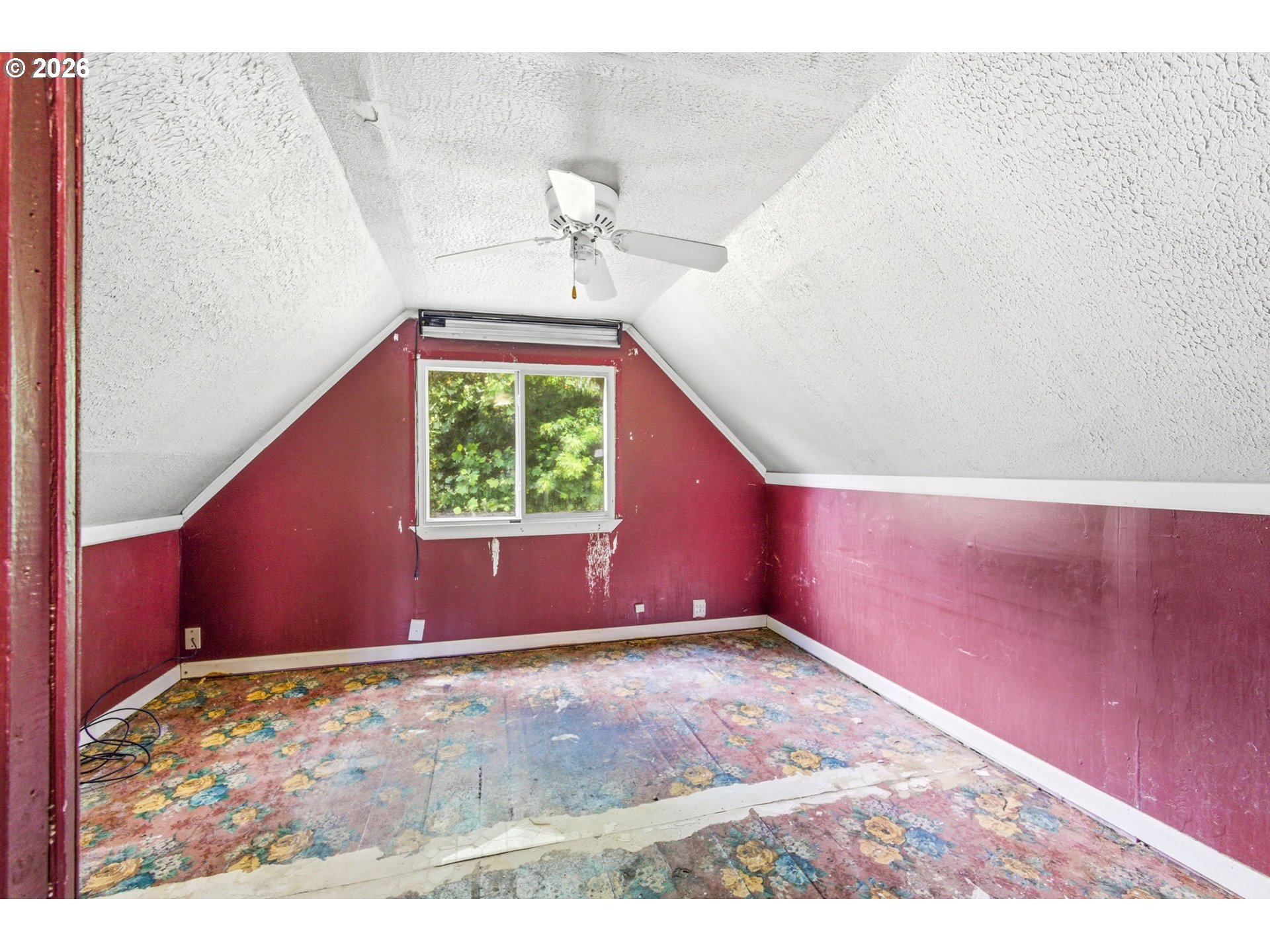 1715 Cascade Drive Lebanon, OR 97355 - Photo 14 of 24