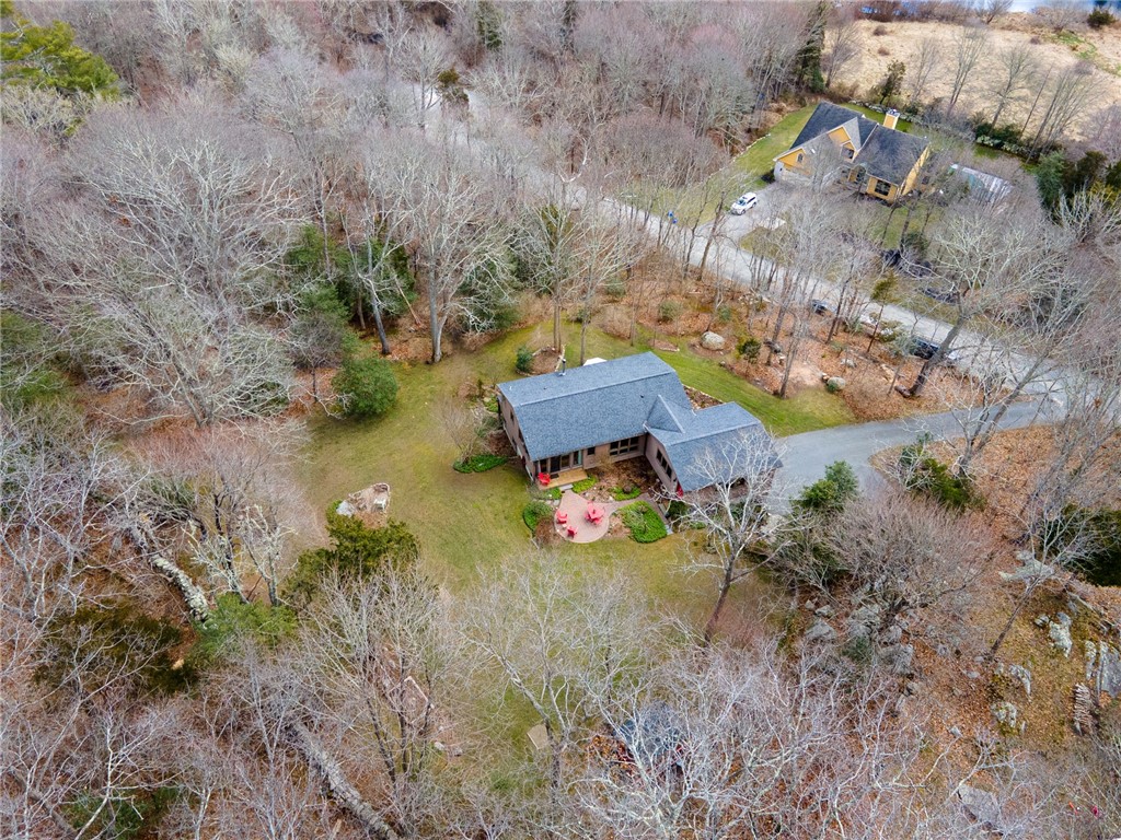 60 April Lane Tiverton, RI 02878 - Photo 29 of 43
