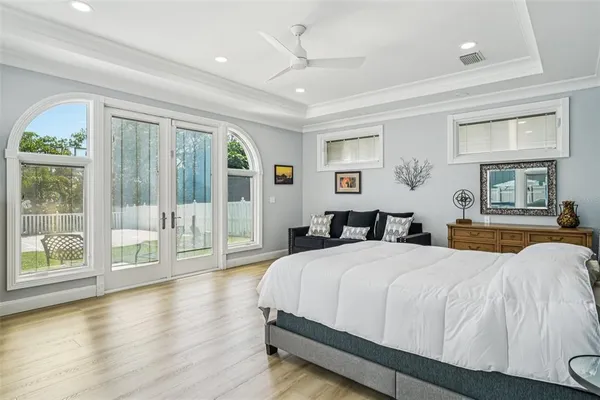 $1,950,000 | 750 Sand Pine Drive Northeast, St. Petersburg, FL 33703