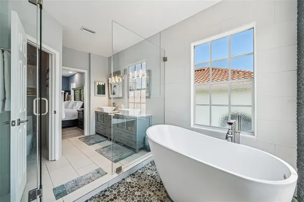 $1,950,000 | 750 Sand Pine Drive Northeast, St. Petersburg, FL 33703