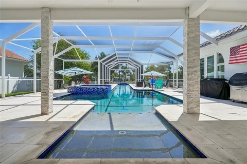 $1,950,000 | 750 Sand Pine Drive Northeast, St. Petersburg, FL 33703