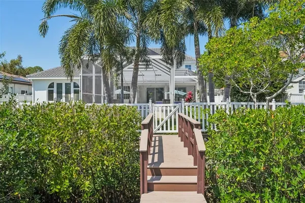 $1,950,000 | 750 Sand Pine Drive Northeast, St. Petersburg, FL 33703