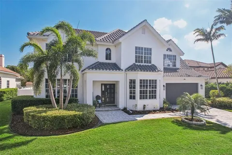 $1,950,000 | 750 Sand Pine Drive Northeast, St. Petersburg, FL 33703