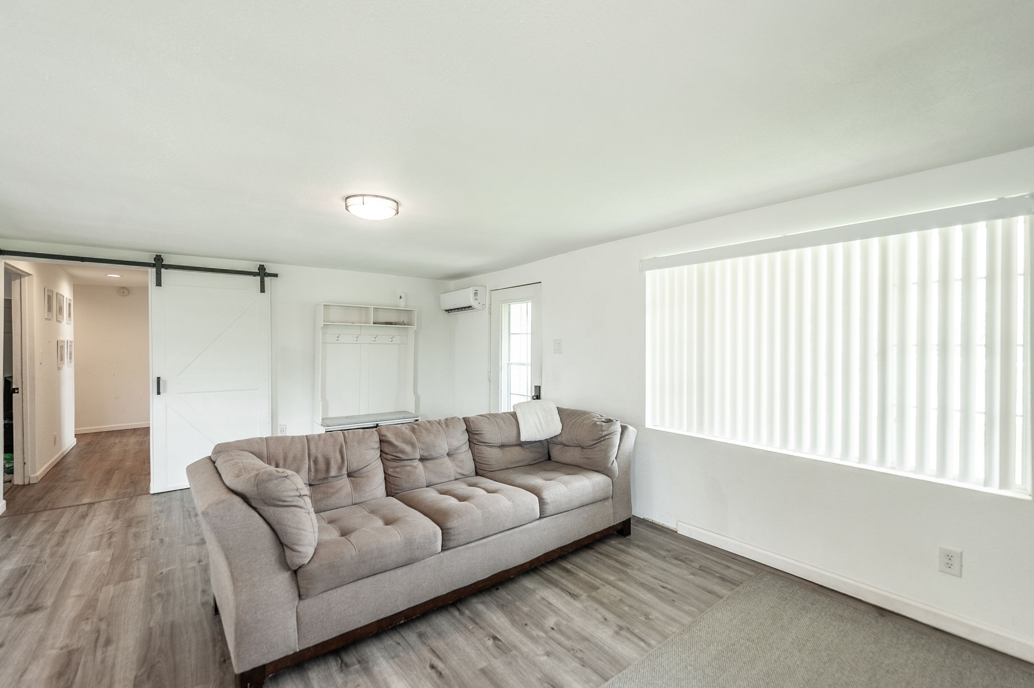 755 Hog Back Ridge Road Bethpage, TN 37022 - Photo 3 of 20