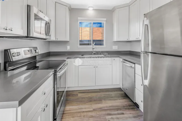 $999,000 | 2105 48th Avenue, Oakland, CA 94601