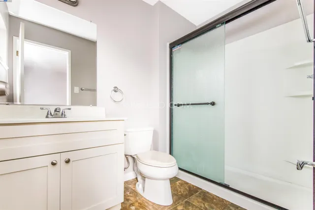 $999,000 | 2105 48th Avenue, Oakland, CA 94601