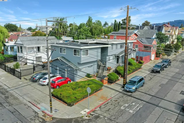 $999,000 | 2105 48th Avenue, Oakland, CA 94601